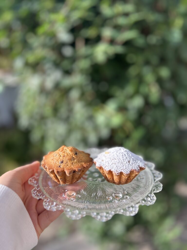 Brioșe cu mere/ciocolată